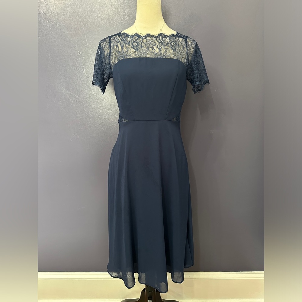 ASOS Navy Lace Insert Paneled Chiffon Short Sleeve Flowy Midi Dress EUC Size 6